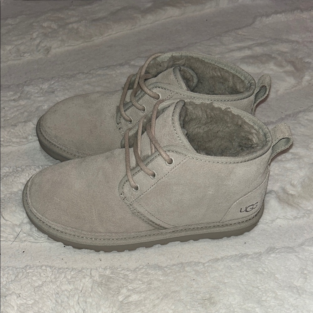 LG Gray Ankle Boots with Rugged Sole